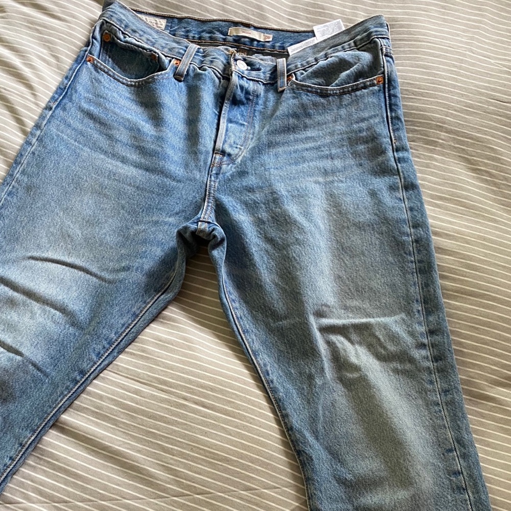 Levi’s size 30 wedgie jeans